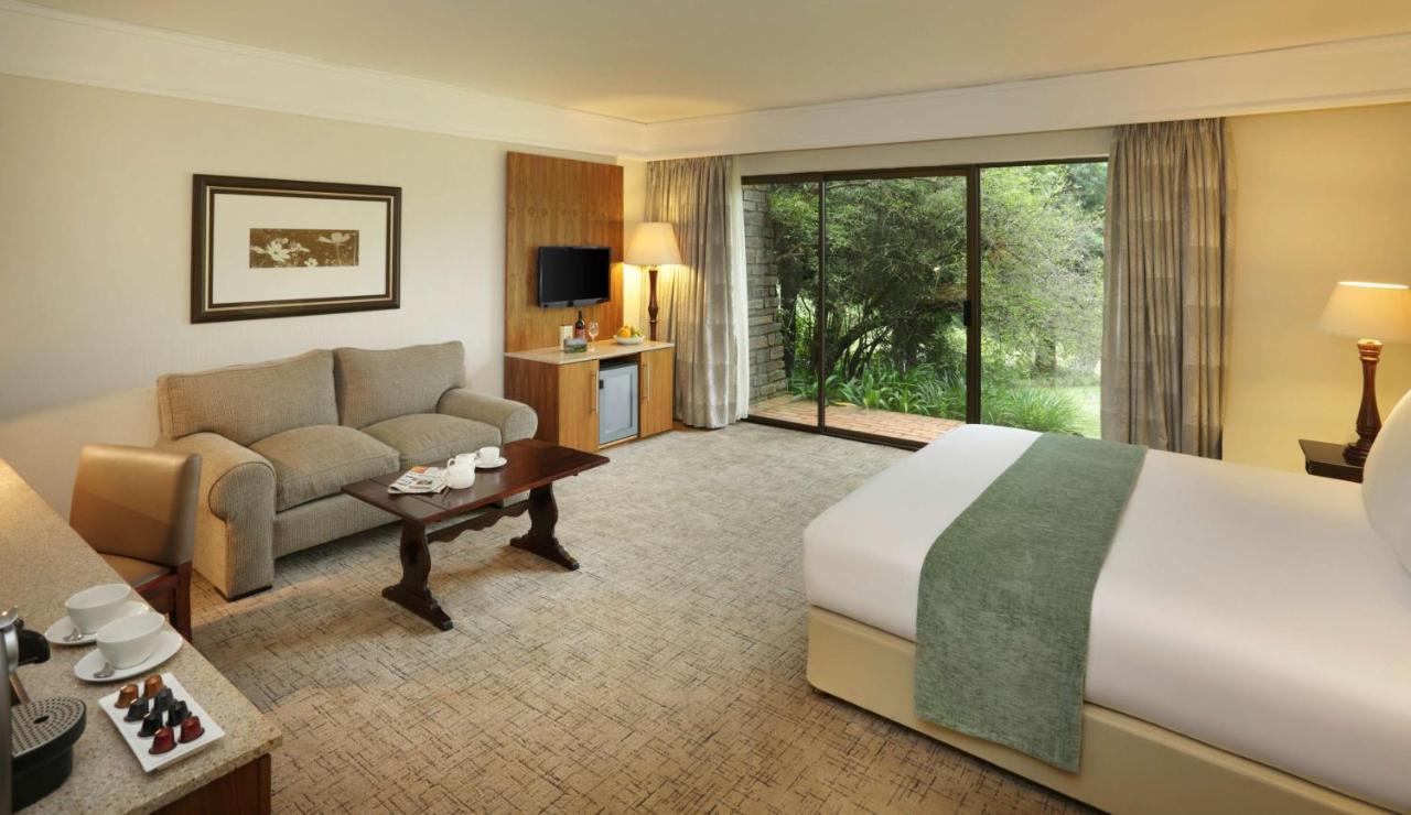 Drakensberg Sun Resort Cathkin Park Exterior foto