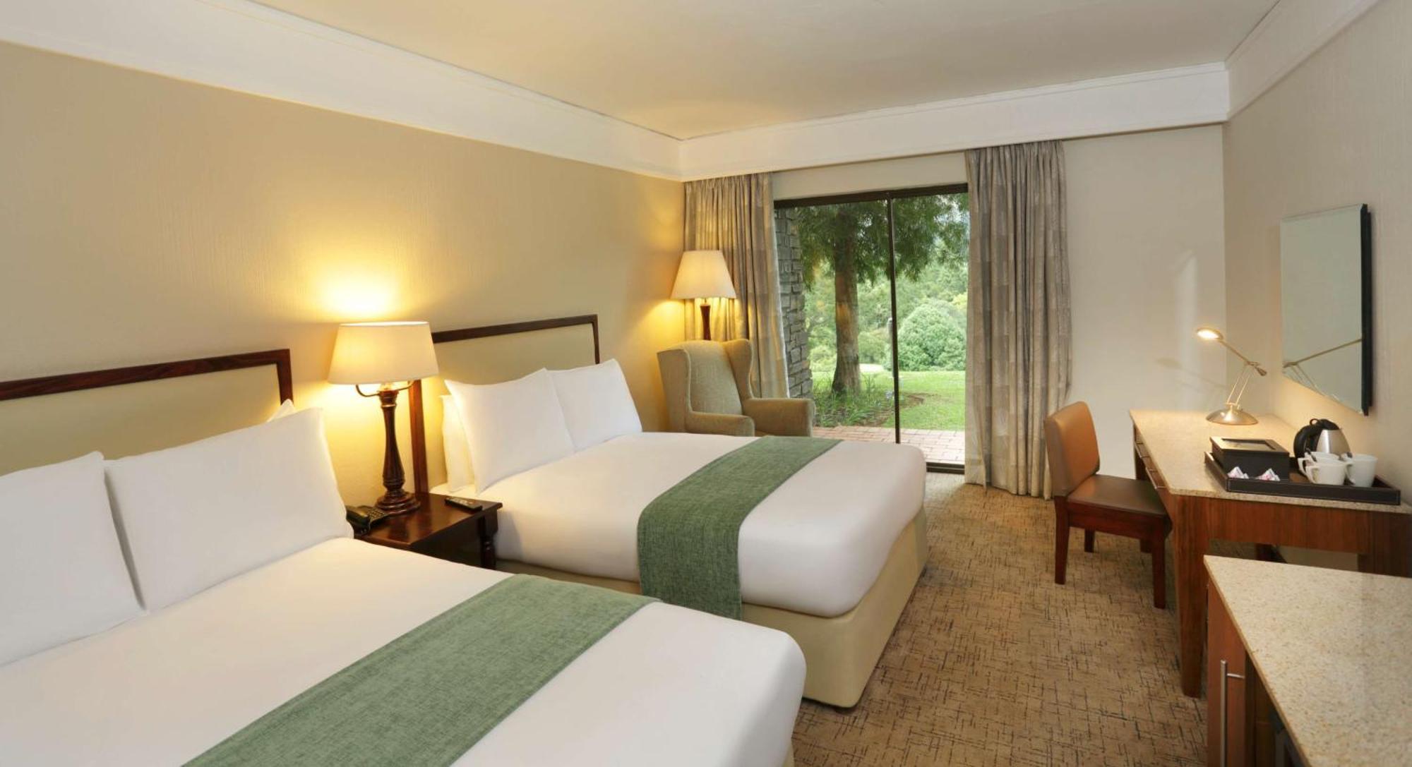 Drakensberg Sun Resort Cathkin Park Exterior foto