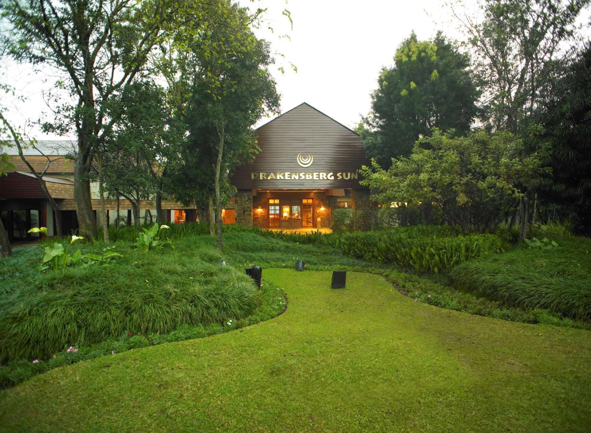 Drakensberg Sun Resort Cathkin Park Exterior foto