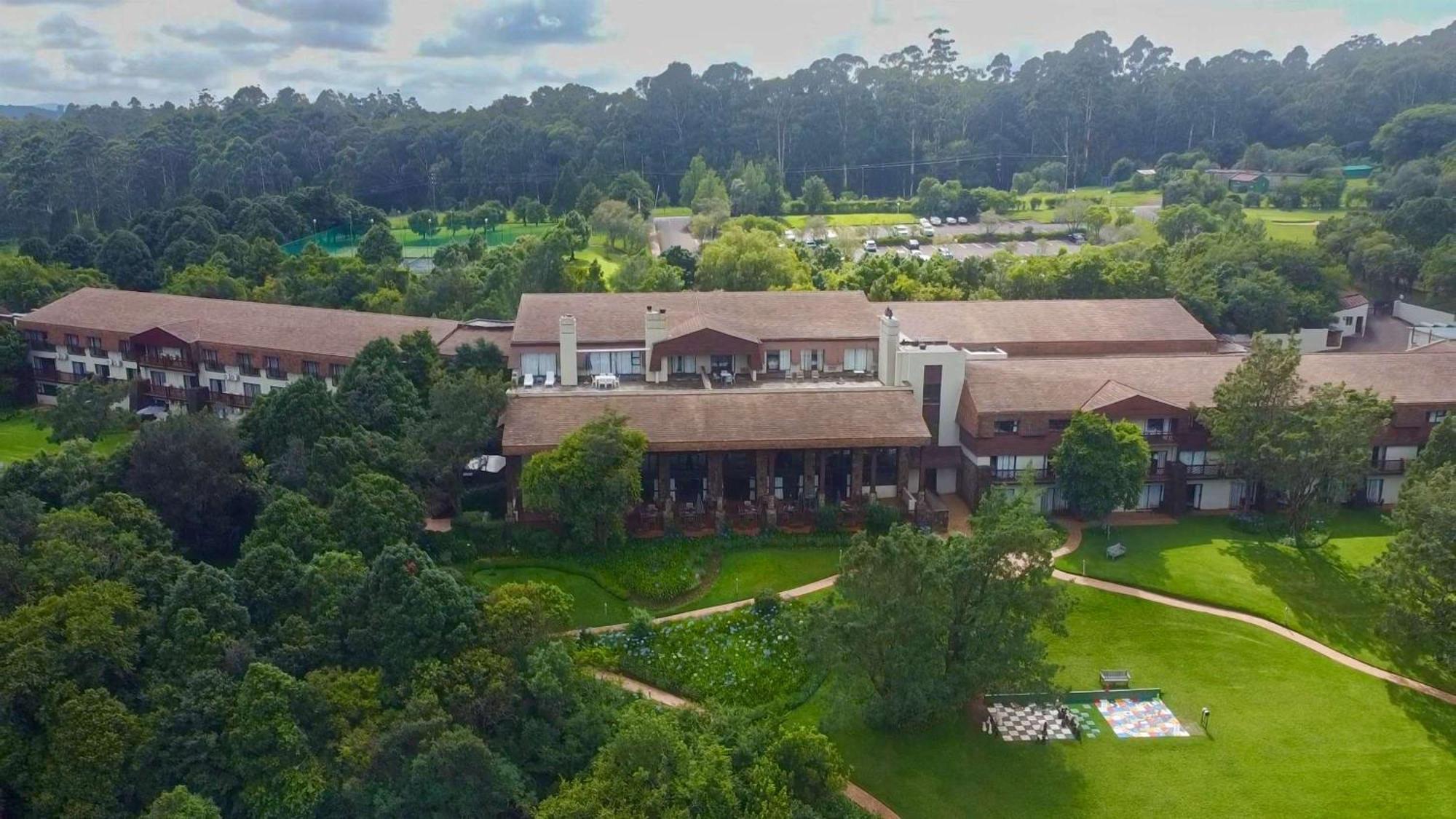 Drakensberg Sun Resort Cathkin Park Exterior foto